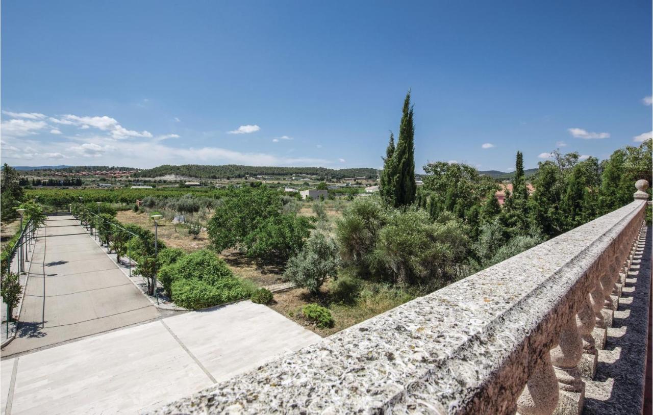 קרבקה דה לה קרוז Awesome Home In Caravaca With Kitchen מראה חיצוני תמונה