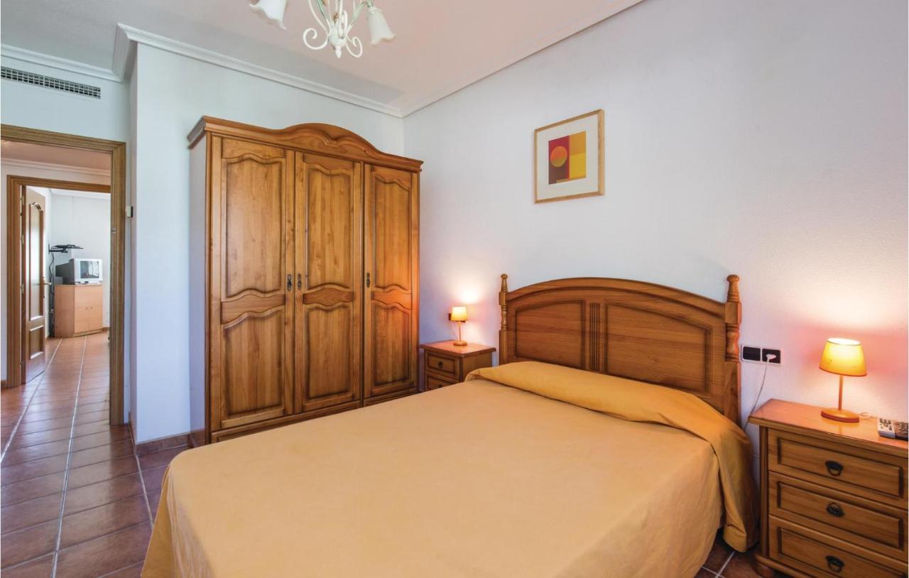 קרבקה דה לה קרוז Awesome Home In Caravaca With Kitchen מראה חיצוני תמונה