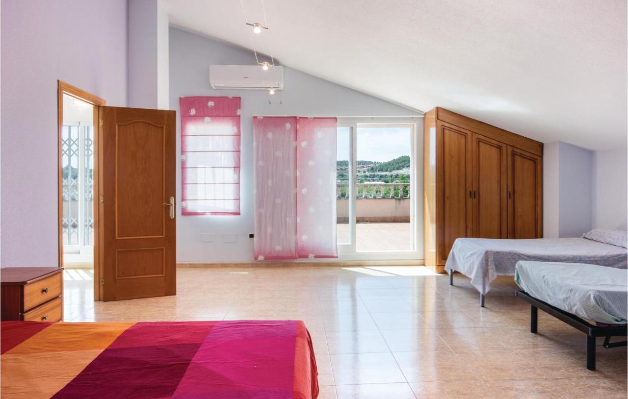 קרבקה דה לה קרוז Awesome Home In Caravaca With Kitchen מראה חיצוני תמונה